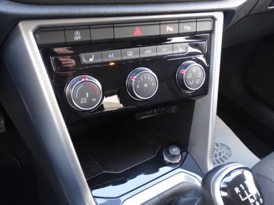 VW T-Roc 1.0 Life / LED / MFL / SHZ / BLUETH. / PDC