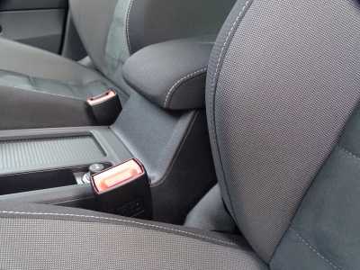 VW Golf 1.5 Highline*DSG*NAVI*SHZG*LED*AHK*GJR*PDC*