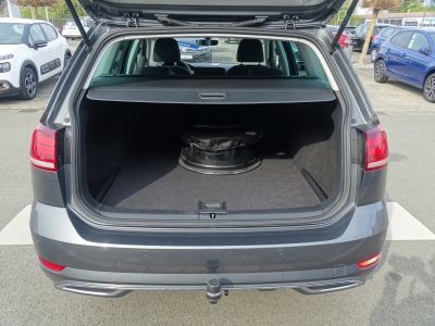 VW Golf 1.5 Highline*DSG*NAVI*SHZG*LED*AHK*GJR*PDC*