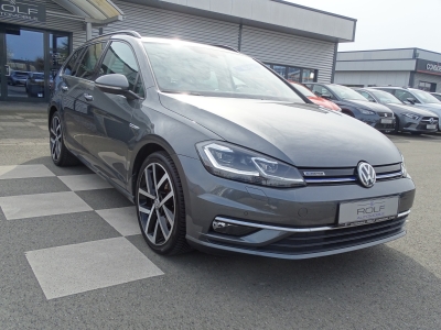 VW Golf 1.5 Highline*DSG*NAVI*SHZG*LED*AHK*GJR*PDC*