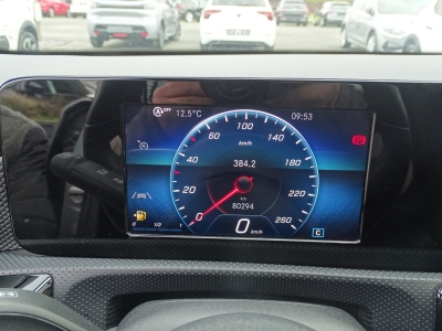 Mercedes-Benz A 180 PROGRESSIVE*NAVI*MBUX*LED*SHZG*TEL*TEMPO*