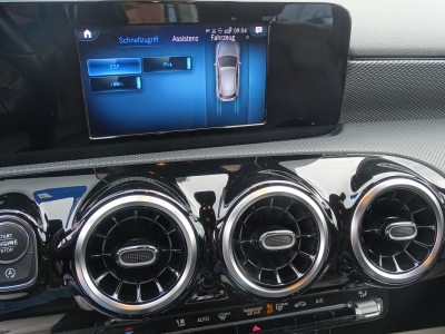 Mercedes-Benz A 180 PROGRESSIVE*NAVI*MBUX*LED*SHZG*TEL*TEMPO*