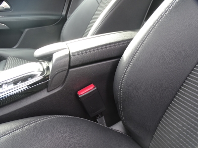 Mercedes-Benz A 180 PROGRESSIVE*NAVI*MBUX*LED*SHZG*TEL*TEMPO*