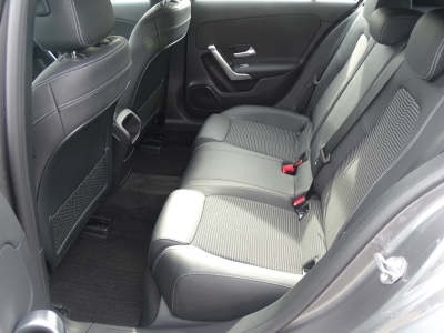 Mercedes-Benz A 180 PROGRESSIVE*NAVI*MBUX*LED*SHZG*TEL*TEMPO*