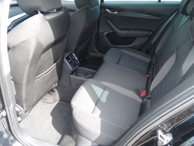 Skoda Octavia 2.0 TDI Selection*DSG*LED*NAVI*AHK*RFK*