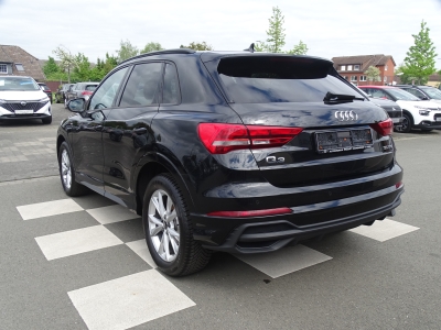 Audi Q3 35 TFSI / S-TRONIC / S LINE / PANO /CARPLAY