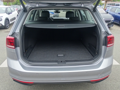 VW Passat 1.5*DSG*LED*APP C.*AHK*RFK*SHZG*PDC*ACC*