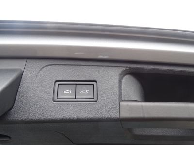 VW Passat 1.5*DSG*LED*APP C.*AHK*RFK*SHZG*PDC*ACC*