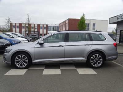 VW Passat 1.5*DSG*LED*APP C.*AHK*RFK*SHZG*PDC*ACC*
