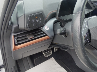 CUPRA Born 58 kwh 150 kw Kamera / NAVI / SHZ / AHK 