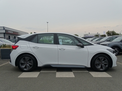 CUPRA Born 58 kwh 150 kw Kamera / NAVI / SHZ / AHK 