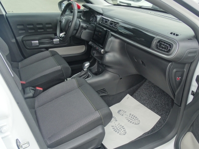 Citroen C3 1.2 Shine*AUTOMATIK*NAVI*LED*DAB*GJR*RFK*TEL*