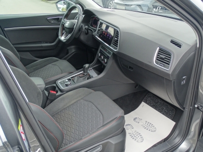 Seat Ateca 2.0 TDI*FR*DSG*AHK*LED*DAB*NAVI*RFK*SHZG*