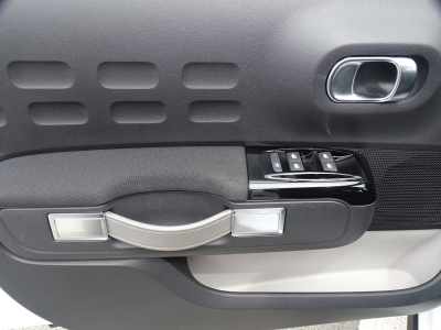 Citroen C3 1.2 Shine Pack*NAVI*DAB*LED*RFK*CARPLAY*TEMP*