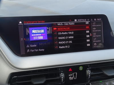 BMW 118i Advantage*STEPTRONIC*LED*SHZG*NAVI*DAB*PDC*