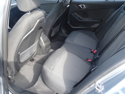 BMW 118i Advantage*STEPTRONIC*LED*SHZG*NAVI*DAB*PDC*