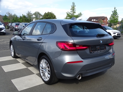 BMW 118i Advantage*STEPTRONIC*LED*SHZG*NAVI*DAB*PDC*
