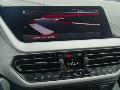 BMW 118i Advantage*STEPTRONIC*LED*NAVI*SHZG*PDC*DAB 