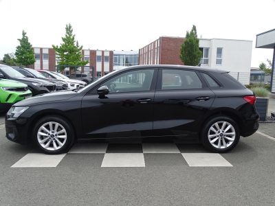 Audi A3 35 TFSI*S-TRONIC*CARPLAY*DAB*LED*RFK*TEMPO* 