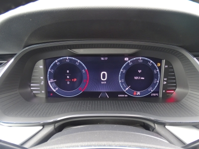 Skoda Octavia 1.5 STYLE*DSG*MATRIX*NAVI*DAB*RFK*PDC*