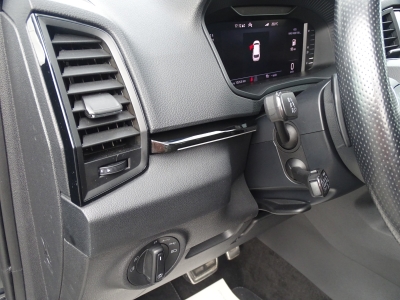 Skoda Karoq 1.5 Sportline*DSG*LED*PANO*SHZ*AHK*CARPLAY