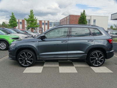 Skoda Karoq 1.5 Sportline*DSG*LED*PANO*SHZ*AHK*CARPLAY