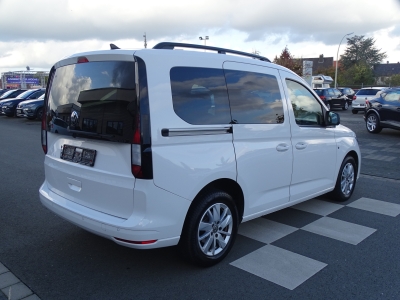 VW Caddy 2.0 TDI / Life /  PDC / RFK / ALU /  AHK 