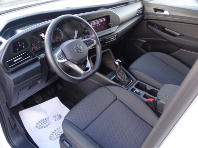 VW Caddy 2.0 TDI / Life /  PDC / RFK / ALU /  AHK 