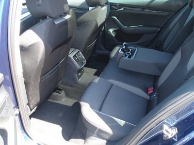 Skoda Octavia 2.0 TDI*LED*PANO*AHK*SHZG*NAVI*ACC*DAB*