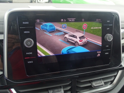 VW T-Roc 1.5 R-Line*DSG*RFK*SHZG*APP COONECT*ACC* 