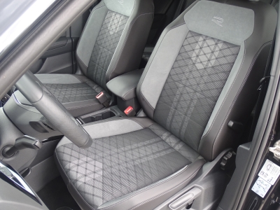 VW T-Roc 1.5 R-Line*DSG*RFK*SHZG*APP COONECT*ACC* 