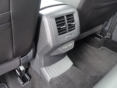 VW T-Roc 1.5 R-Line*DSG*RFK*SHZG*APP COONECT*ACC* 