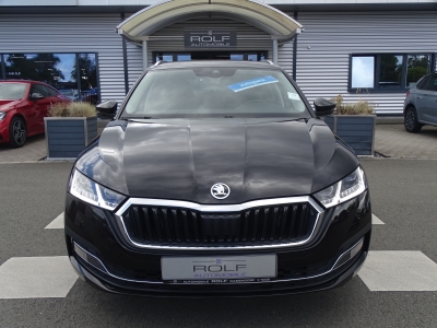 Skoda Octavia Style*4x4*DSG*AHK*LED*DAB*RFK*SHZG*GJR*