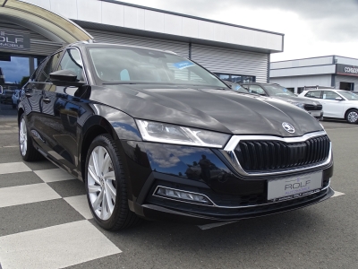 Skoda Octavia Style*4x4*DSG*AHK*LED*DAB*RFK*SHZG*GJR*