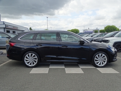 Skoda Octavia Style*4x4*DSG*AHK*LED*DAB*RFK*SHZG*GJR*
