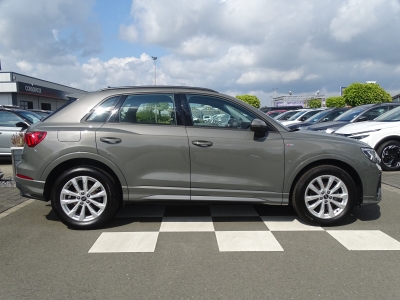 Audi Q3 35 TFSI S line*AHK*NAVI*LED*RFK*SHZG*PDC*DAB*