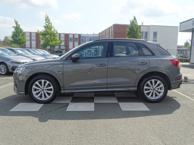 Audi Q3 35 TFSI S line*AHK*NAVI*LED*RFK*SHZG*PDC*DAB*