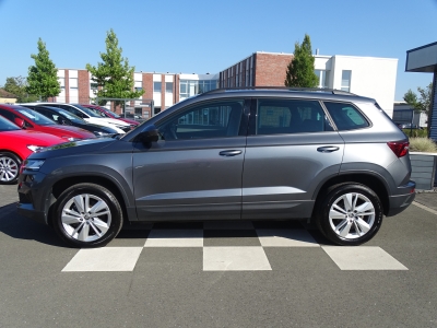 Skoda Karoq 1.5 Selection/ DSG / AHK / 2x PDC /SHZ/LED