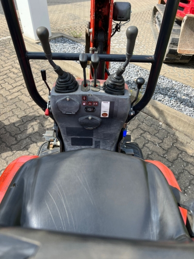 KUBOTA Minibagger K 008 - 3 nur 1049h