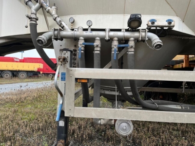 FELDBINDER Silo für Staub und Rieselgüter EUT 40.3 Zement 40m³, Lenkachse