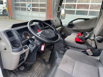 NISSAN (E) Cabstar 35.13 Palfinger 14mtr