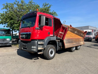 MAN TG-S 26.440 6x6 Bordmatik