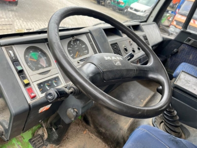 MAN LE 8.180 K Doppelkabine Meiller