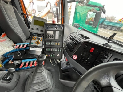 Mercedes-Benz Axor 1829 AK 4x4 AK+Streuer+Schild+Kehrmaschine