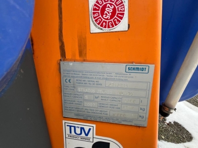 Mercedes-Benz Axor 1829 AK 4x4 AK+Streuer+Schild+Kehrmaschine