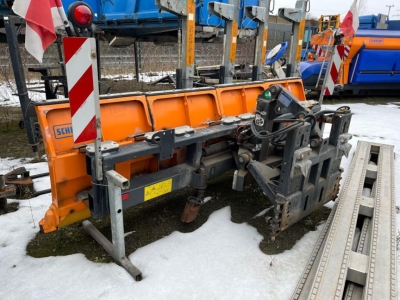 Mercedes-Benz Axor 1829 AK 4x4 AK+Streuer+Schild+Kehrmaschine