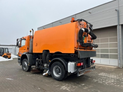 Mercedes-Benz Axor 1829 AK 4x4 AK+Streuer+Schild+Kehrmaschine