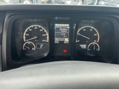 Mercedes-Benz Arocs 2643 K 6x4 Meiller 