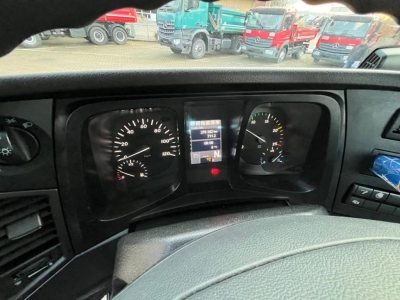 Mercedes-Benz Antos 2543 L 6x2 Meiller Funk