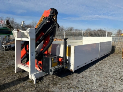 ANDERE  Kran: Palfinger PK 9002-EH